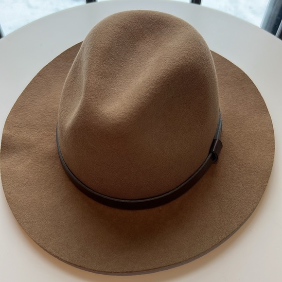 H&M Camel Colored Fedora Hat 100% Felted Wool with Vegan Leather Belt Tan Brown - Picture 15 of 16
